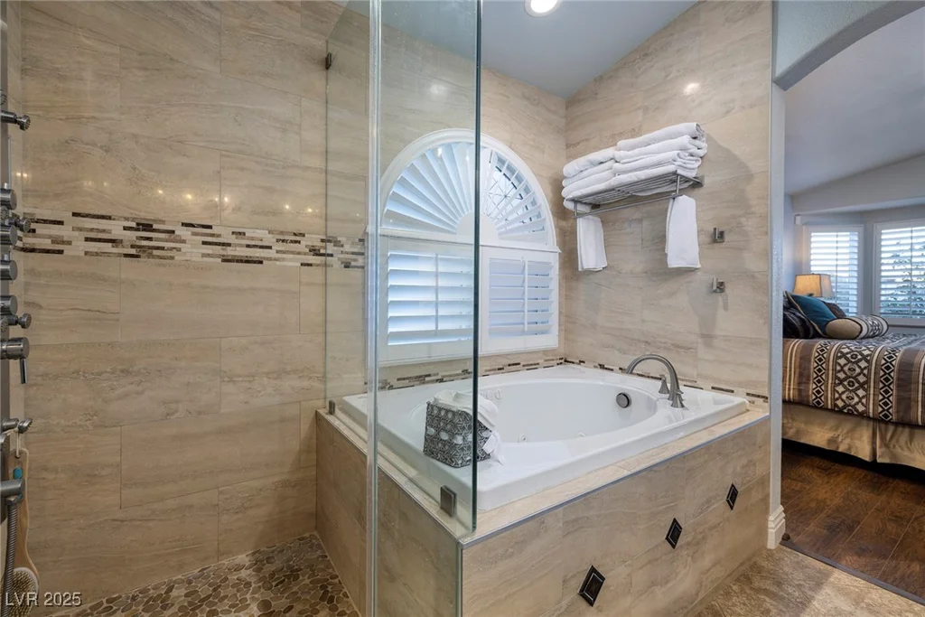 5204 Black Coral, Las Vegas, NV 89131