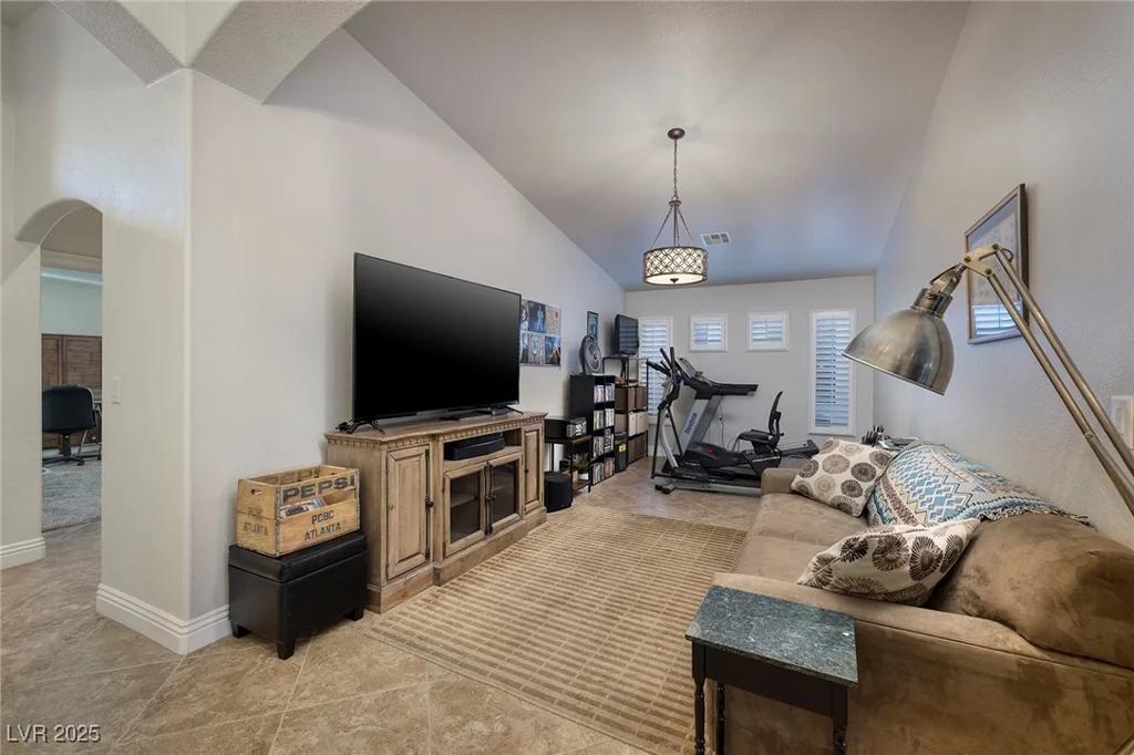 5204 Black Coral, Las Vegas, NV 89131