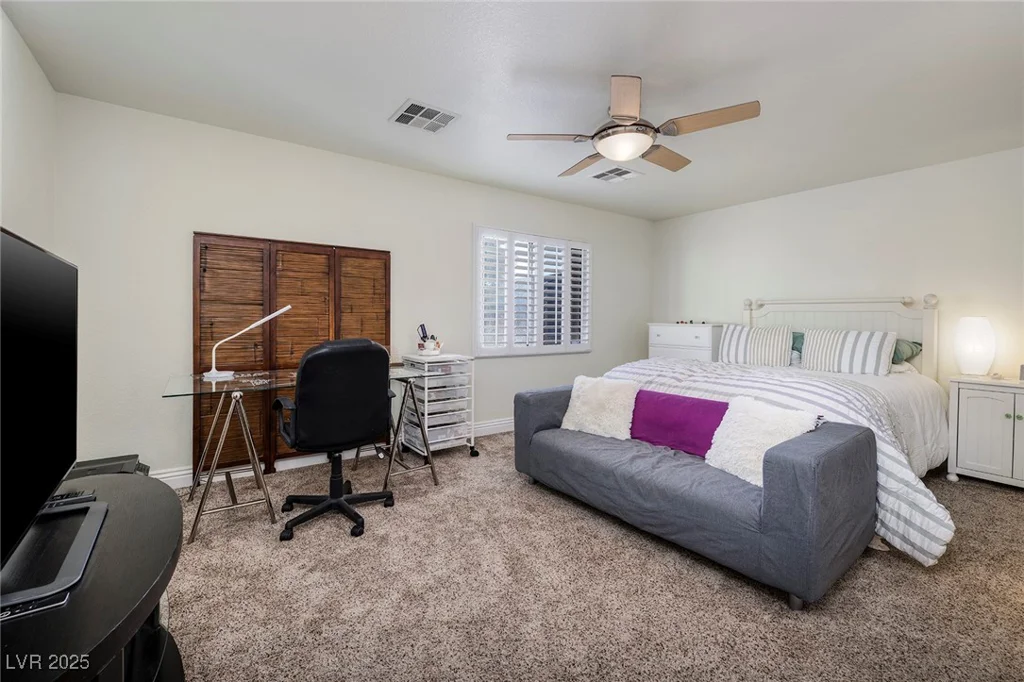 5204 Black Coral, Las Vegas, NV 89131