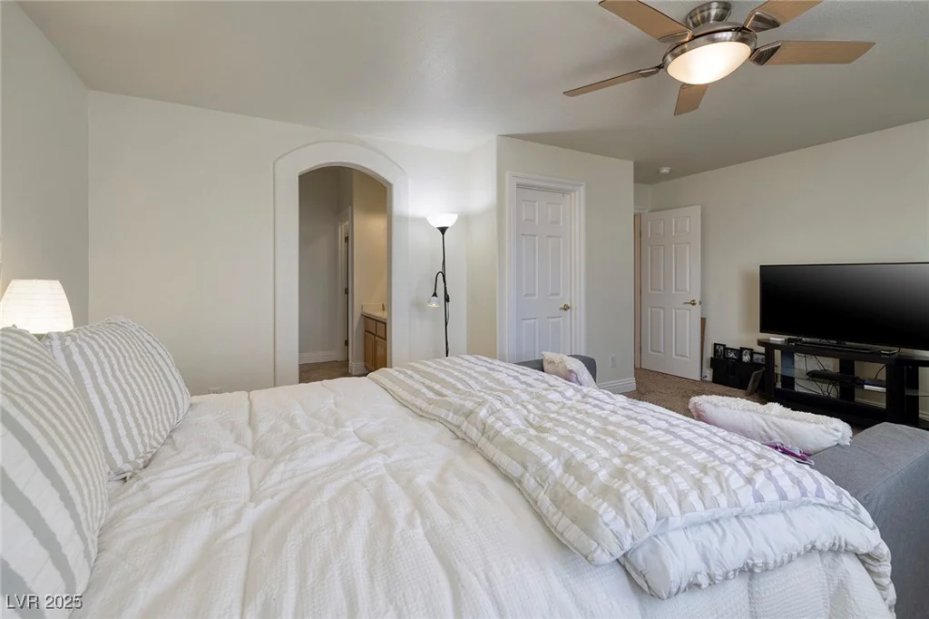 5204 Black Coral, Las Vegas, NV 89131