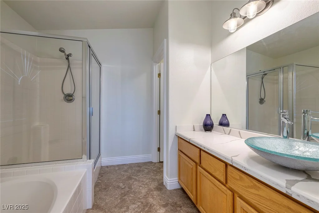 5204 Black Coral, Las Vegas, NV 89131