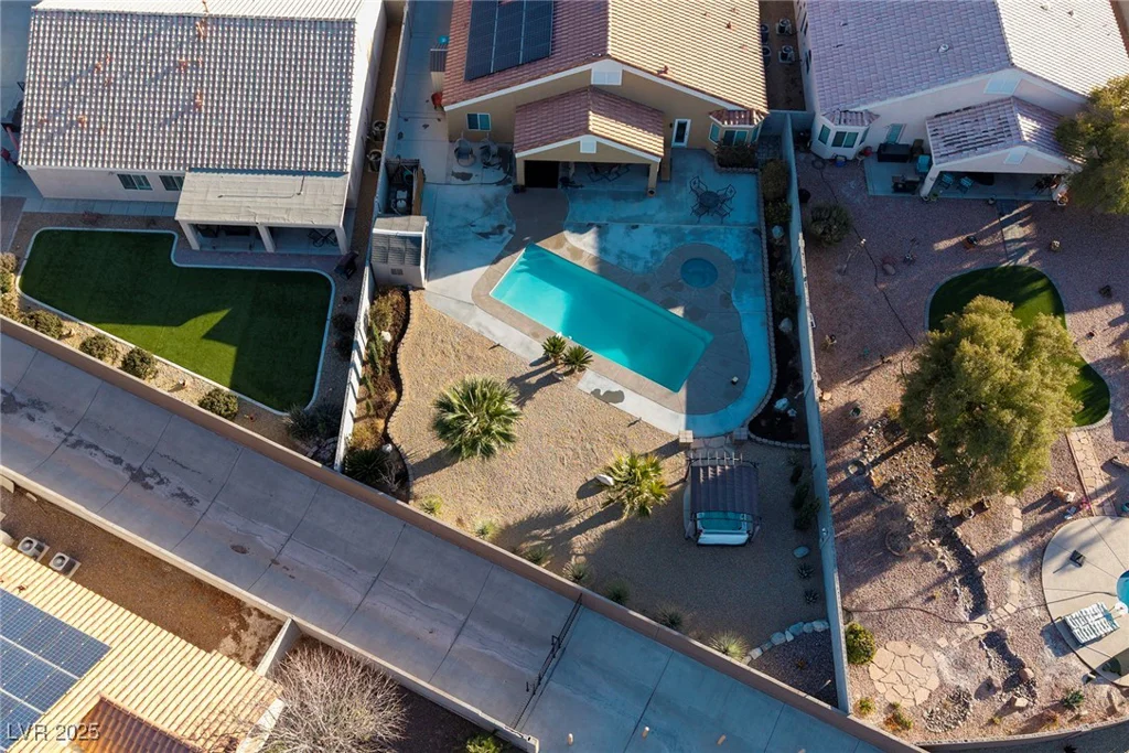 5204 Black Coral, Las Vegas, NV 89131