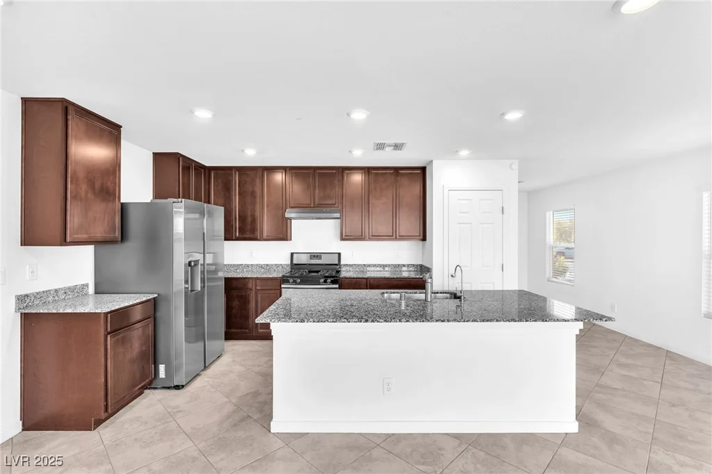 8106 Guadiano, Las Vegas, NV 89113