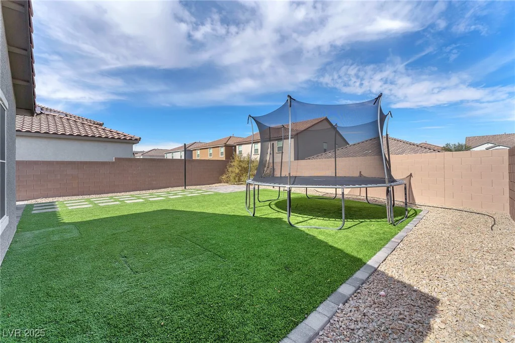 8106 Guadiano, Las Vegas, NV 89113