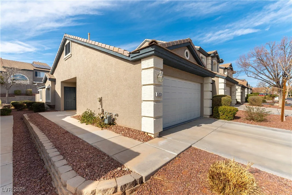 523 Painted Cloud, Las Vegas, NV 89144