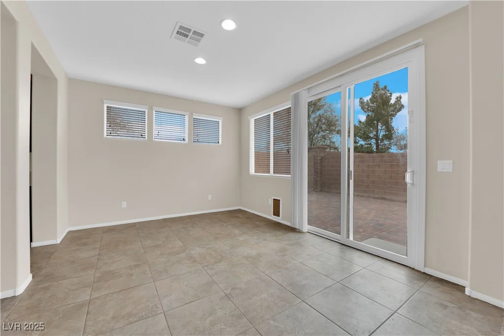 8356 San Mateo, North Las Vegas, NV 89085