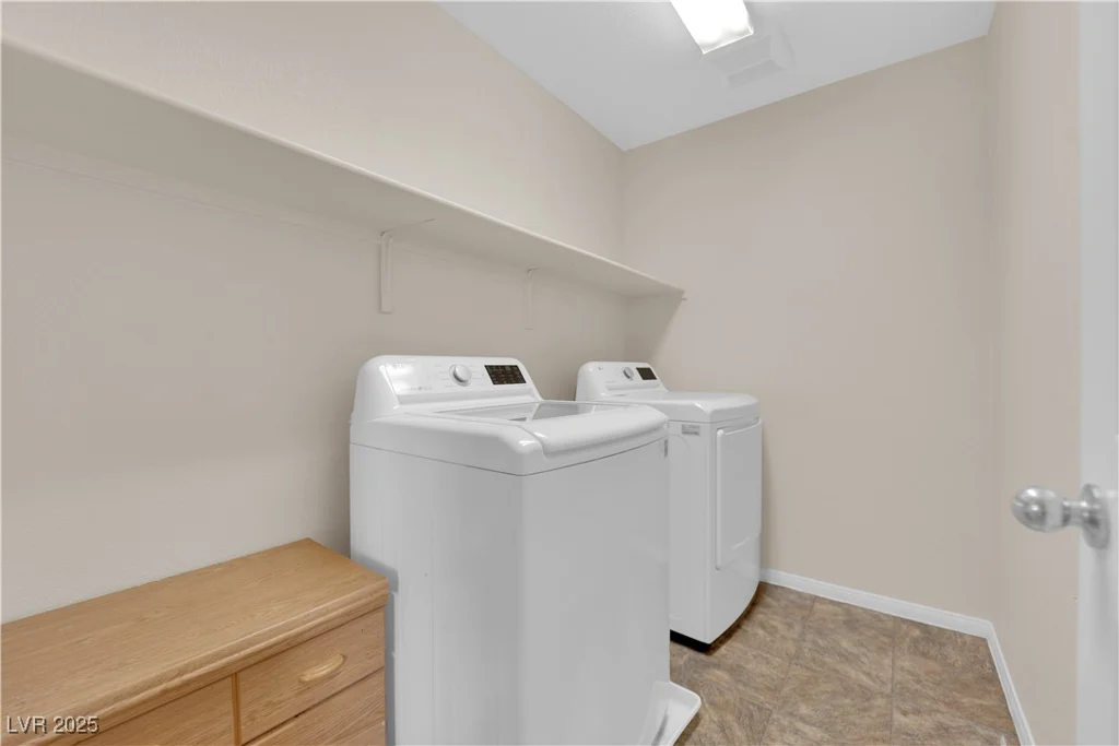 8356 San Mateo, North Las Vegas, NV 89085