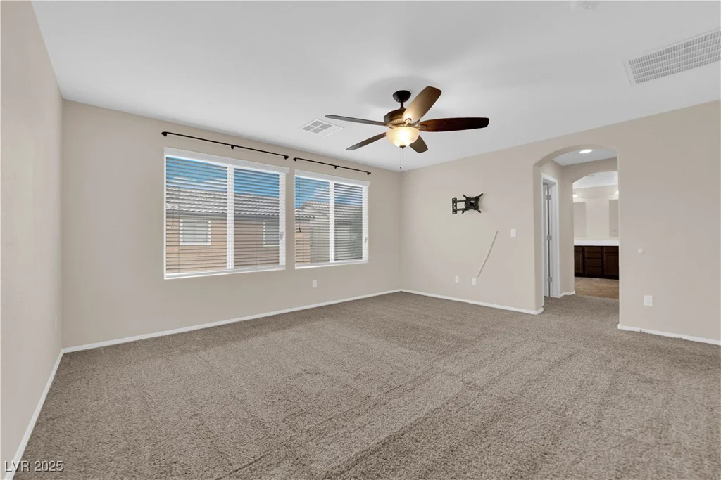 8356 San Mateo, North Las Vegas, NV 89085