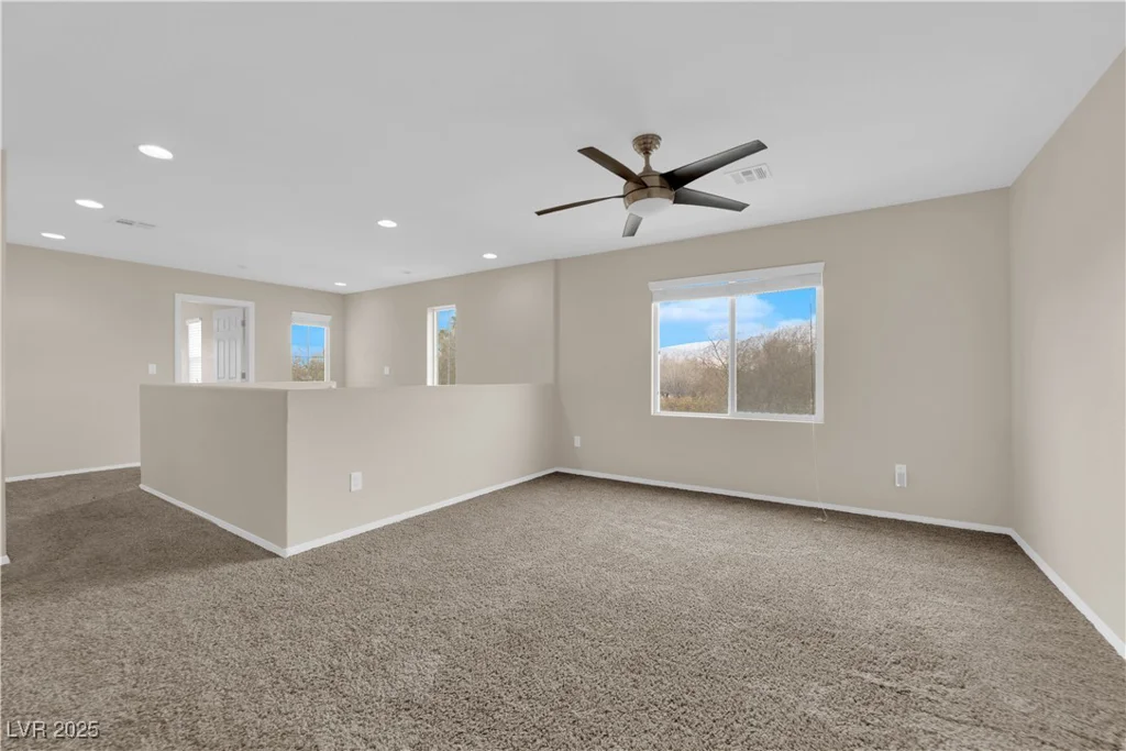 8356 San Mateo, North Las Vegas, NV 89085