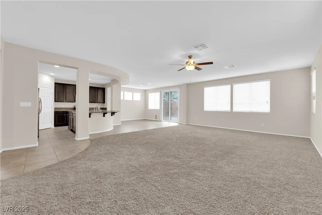 8356 San Mateo, North Las Vegas, NV 89085