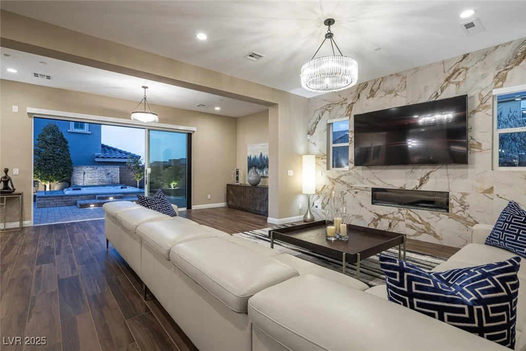 3372 Dalmore, Henderson, NV 89044