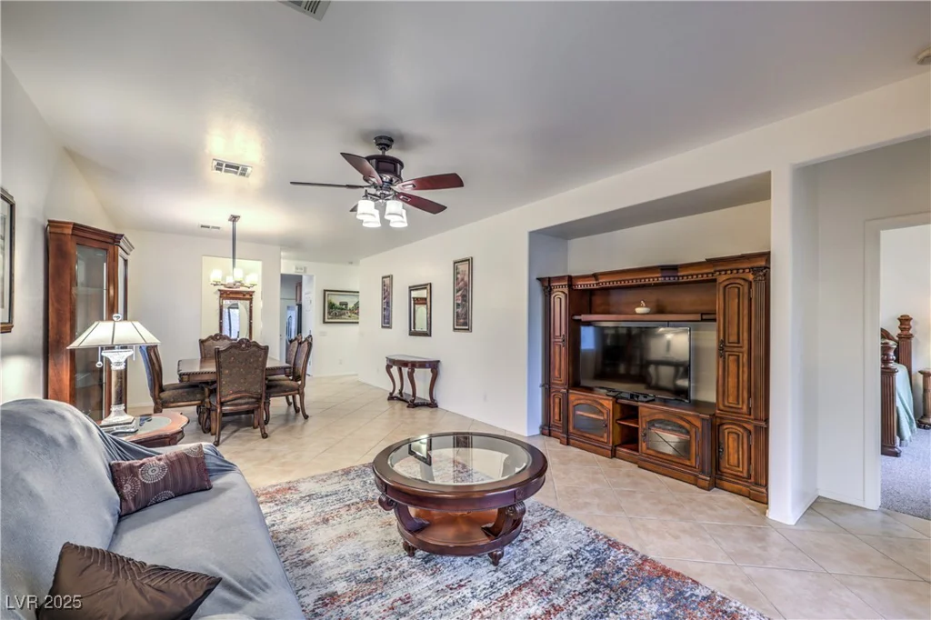 6136 Majestic Wind, Las Vegas, NV 89122