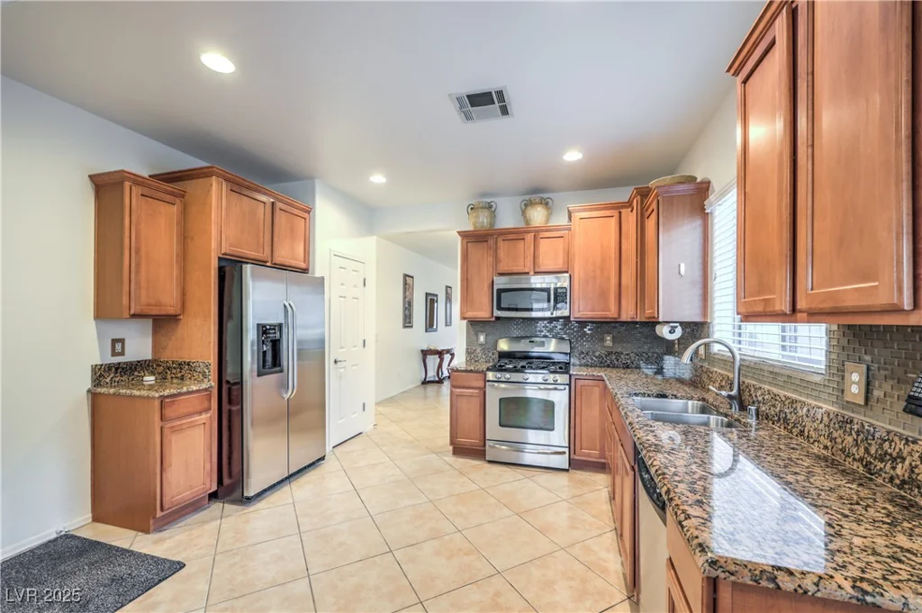 6136 Majestic Wind, Las Vegas, NV 89122