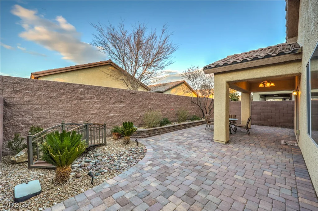 6136 Majestic Wind, Las Vegas, NV 89122
