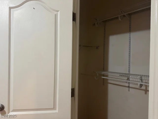 5621 Tahoe, Las Vegas, NV 89142