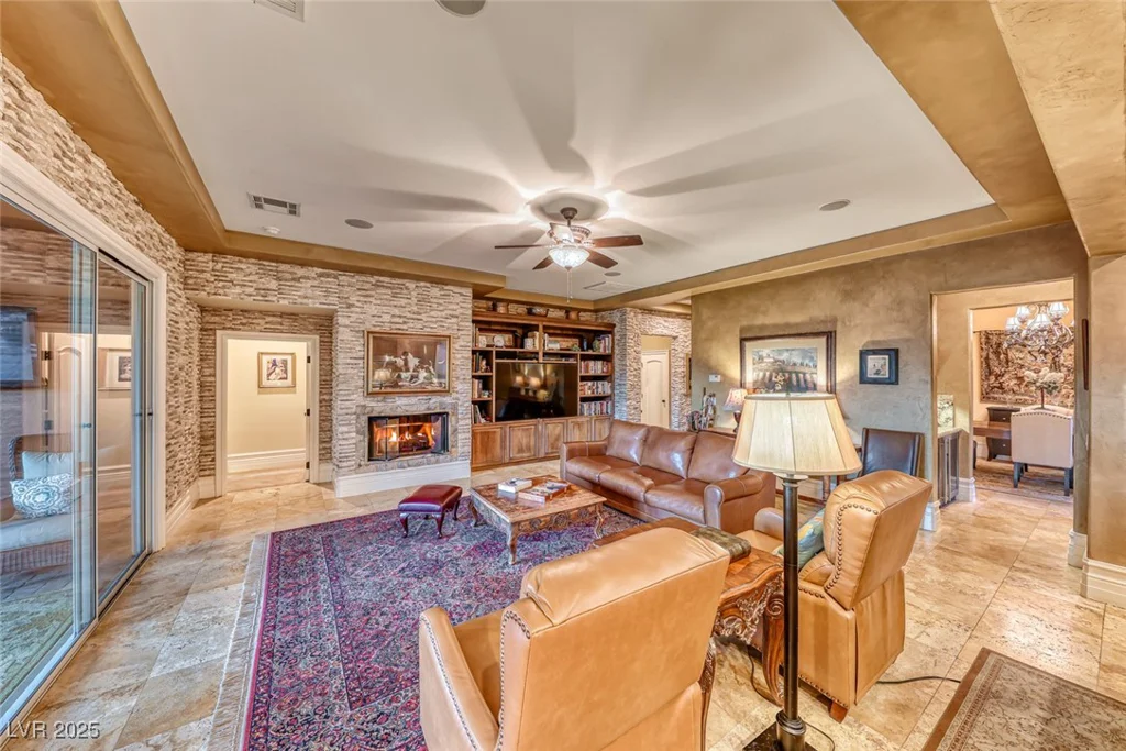 453 Via Palermo, Henderson, NV 89011