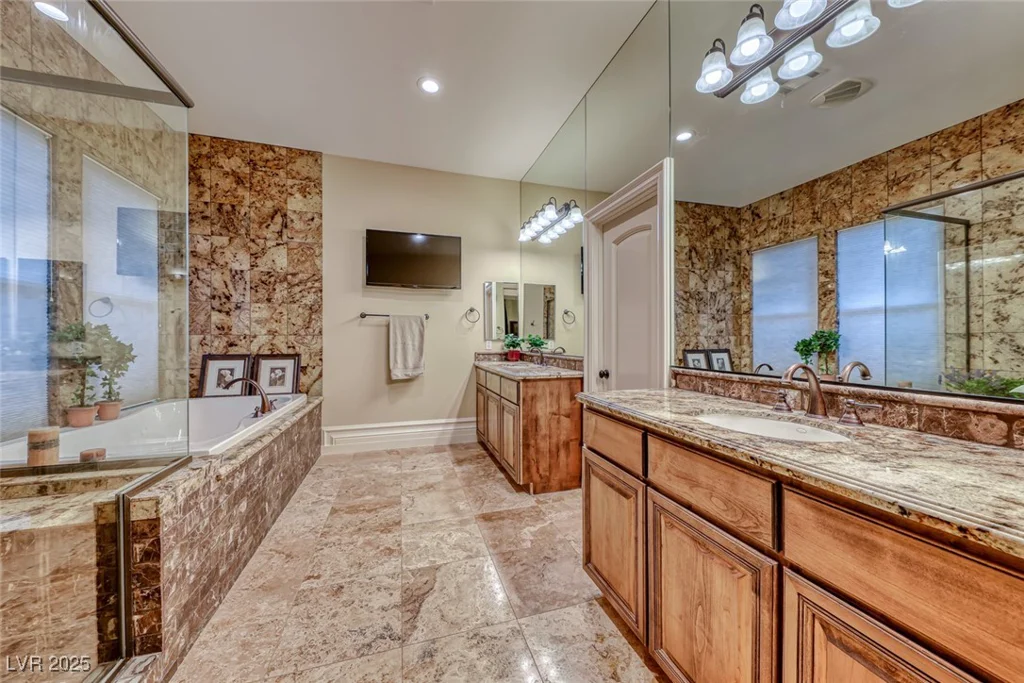 453 Via Palermo, Henderson, NV 89011