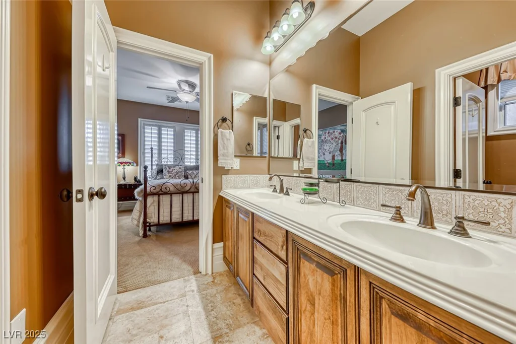 453 Via Palermo, Henderson, NV 89011
