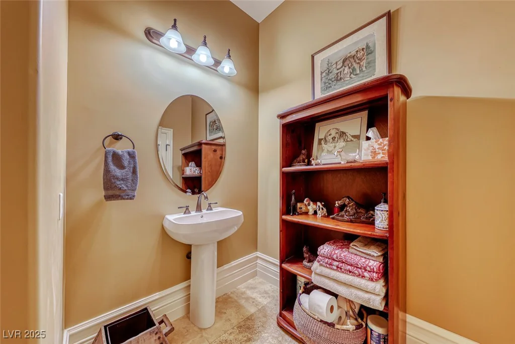 453 Via Palermo, Henderson, NV 89011
