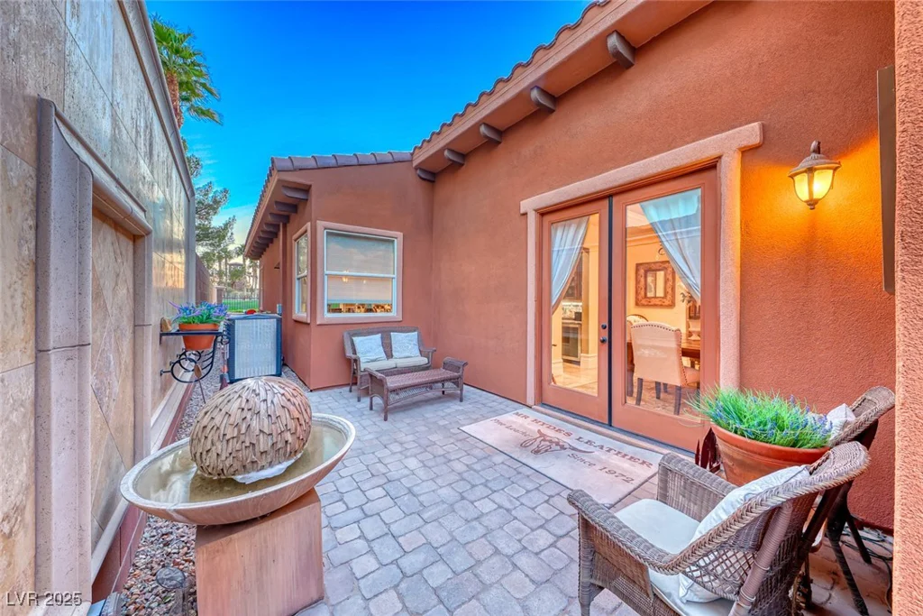 453 Via Palermo, Henderson, NV 89011