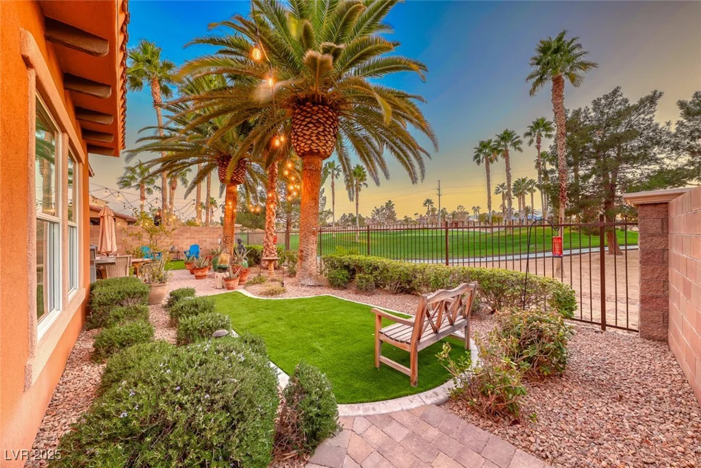 453 Via Palermo, Henderson, NV 89011