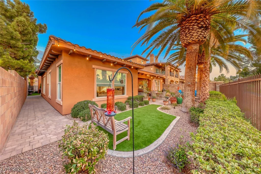 453 Via Palermo, Henderson, NV 89011