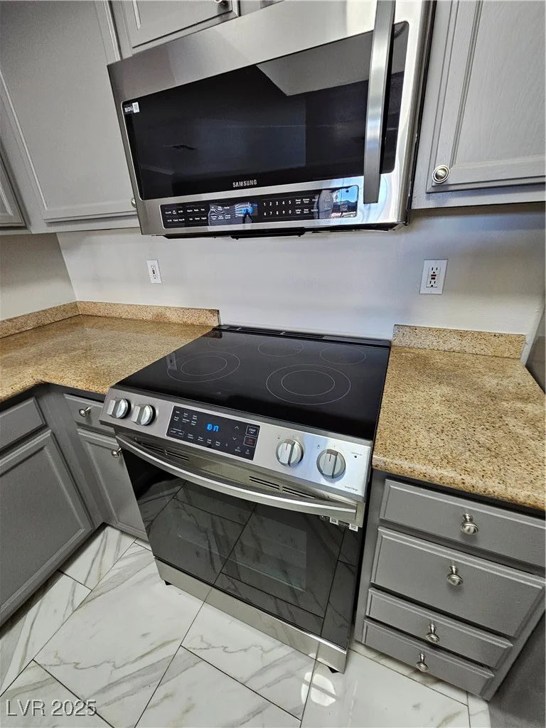 8600 Charleston, Las Vegas, NV 89117