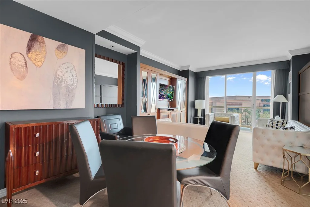145 HARMON, Las Vegas, NV 89109