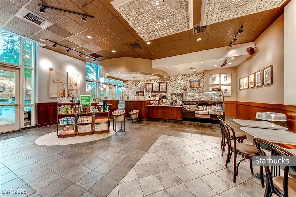 145 HARMON, Las Vegas, NV 89109