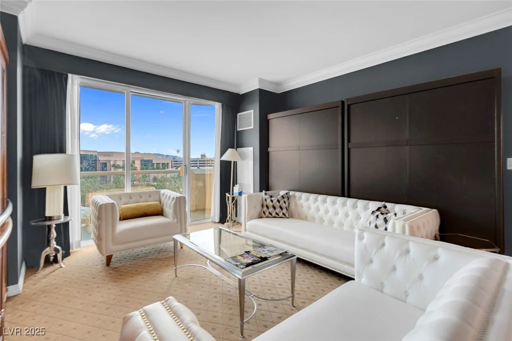 145 HARMON, Las Vegas, NV 89109