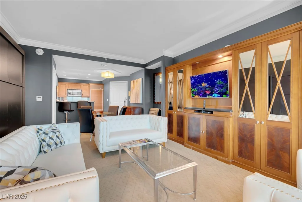 145 HARMON, Las Vegas, NV 89109