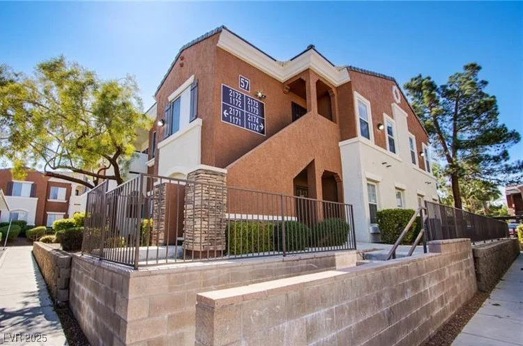 9303 Gilcrease, Las Vegas, NV 89149