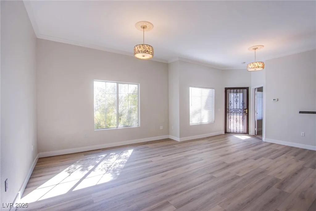 9303 Gilcrease, Las Vegas, NV 89149