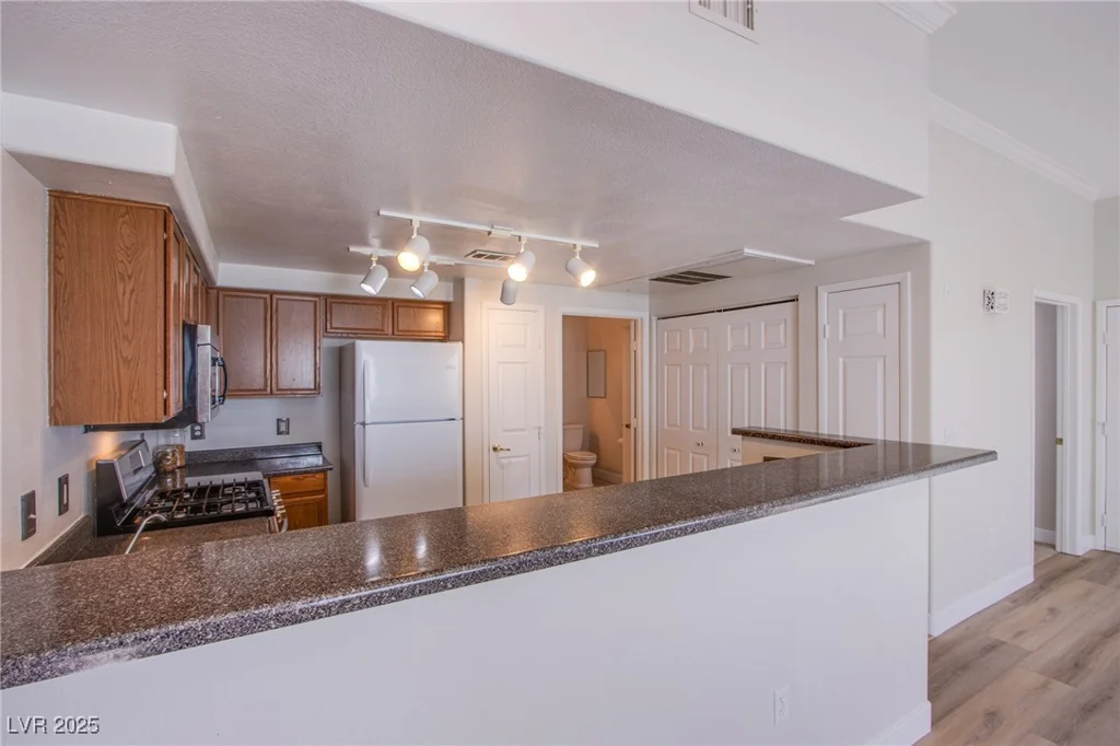 9303 Gilcrease, Las Vegas, NV 89149