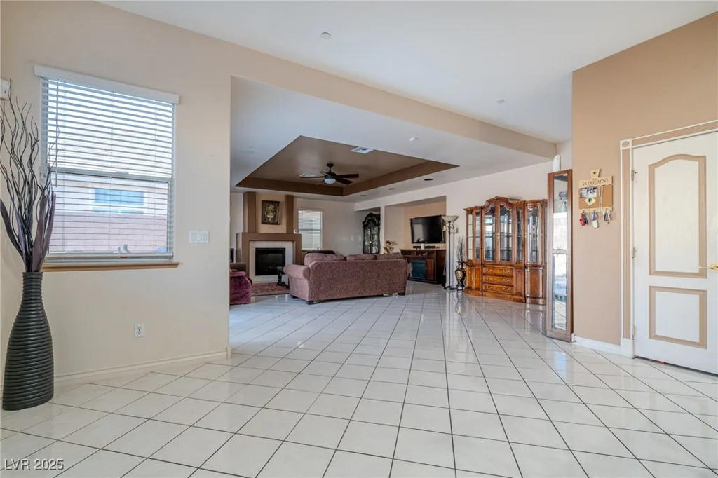 6632 Blue Hawaii, Las Vegas, NV 89110