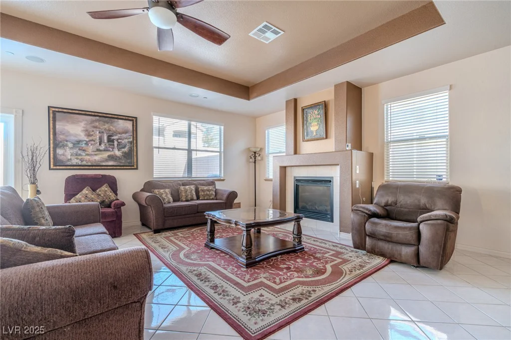 6632 Blue Hawaii, Las Vegas, NV 89110