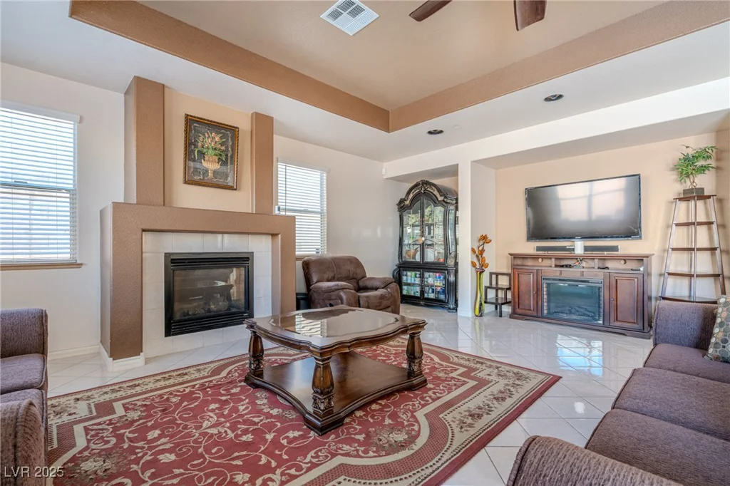 6632 Blue Hawaii, Las Vegas, NV 89110