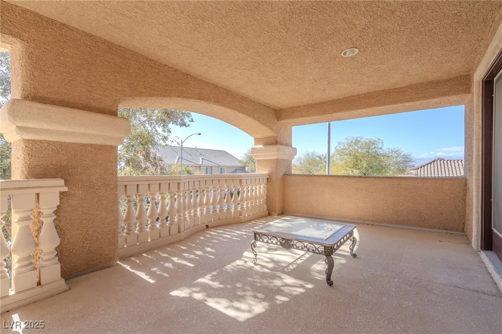6632 Blue Hawaii, Las Vegas, NV 89110