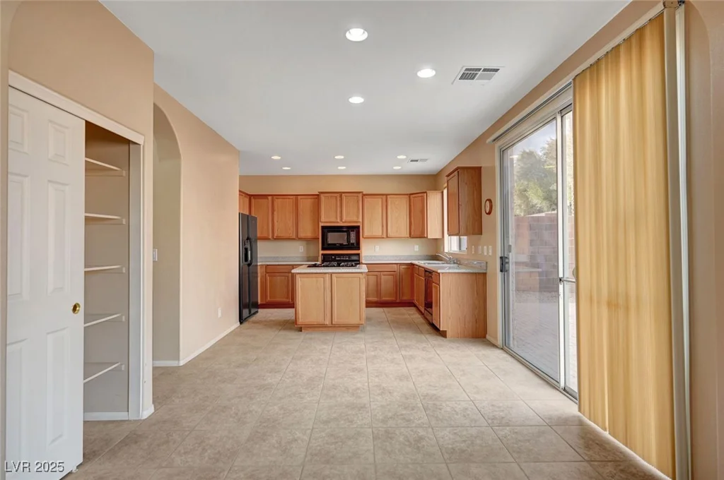 11740 Via Esperanza, Las Vegas, NV 89138