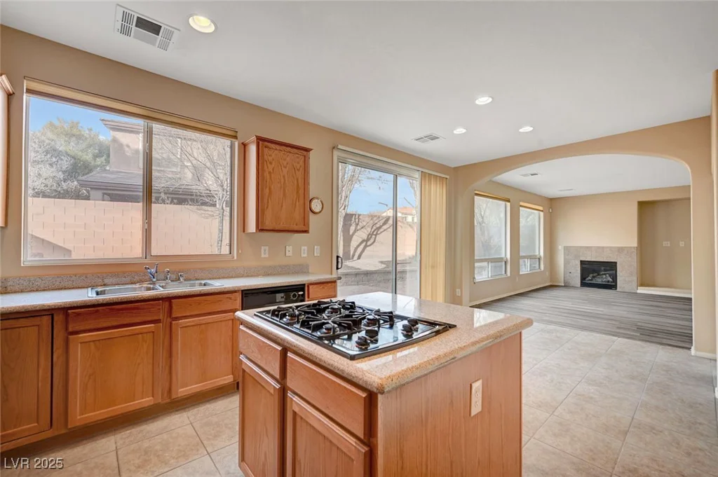 11740 Via Esperanza, Las Vegas, NV 89138