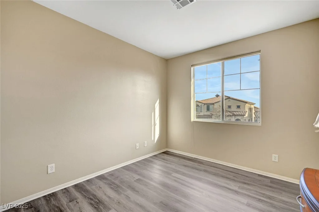 11740 Via Esperanza, Las Vegas, NV 89138