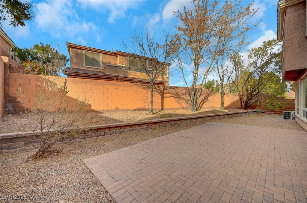 11740 Via Esperanza, Las Vegas, NV 89138