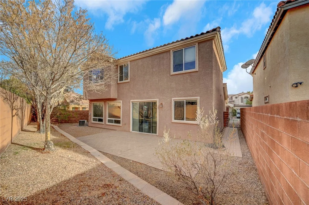 11740 Via Esperanza, Las Vegas, NV 89138