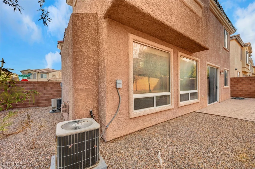 11740 Via Esperanza, Las Vegas, NV 89138