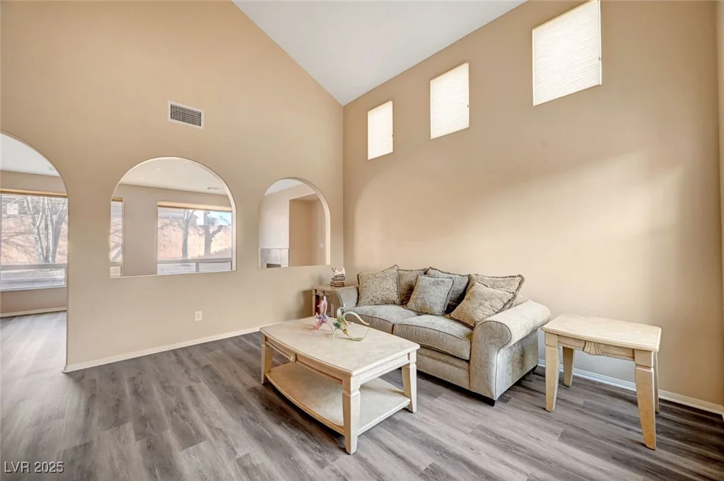 11740 Via Esperanza, Las Vegas, NV 89138