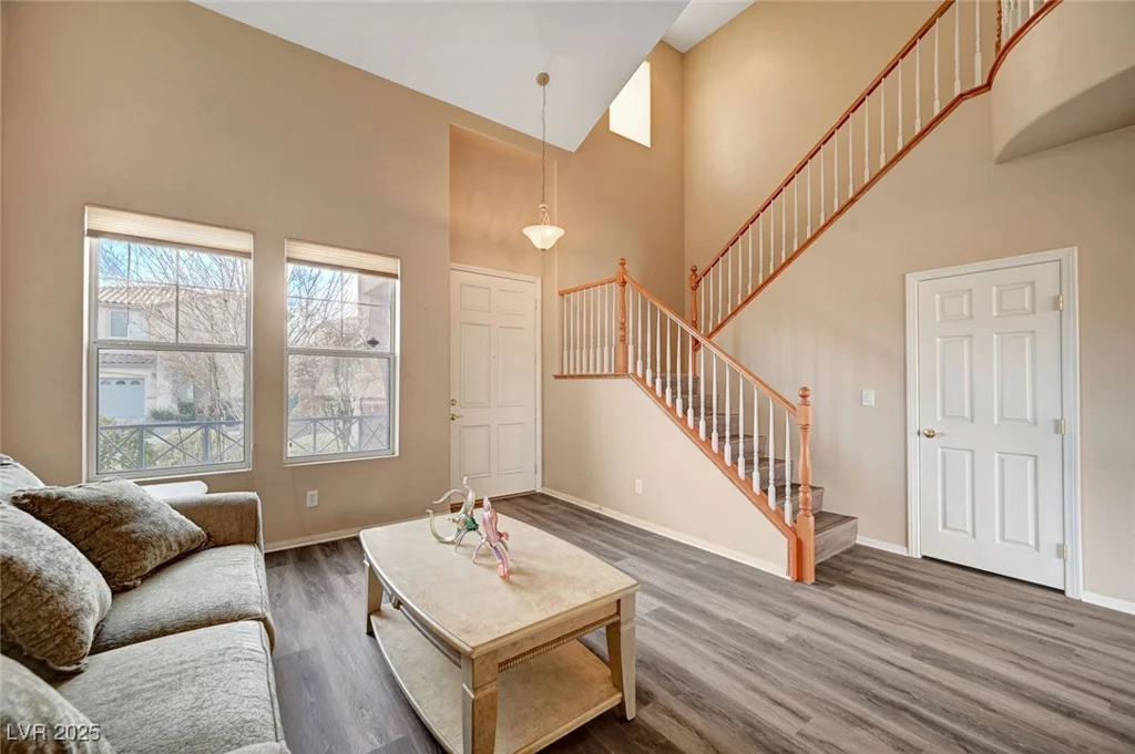 11740 Via Esperanza, Las Vegas, NV 89138