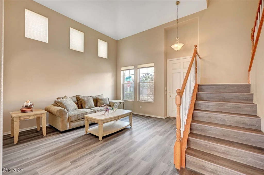 11740 Via Esperanza, Las Vegas, NV 89138