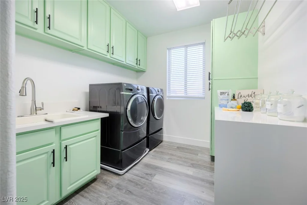 10658 Salmon Leap, Las Vegas, NV 89183