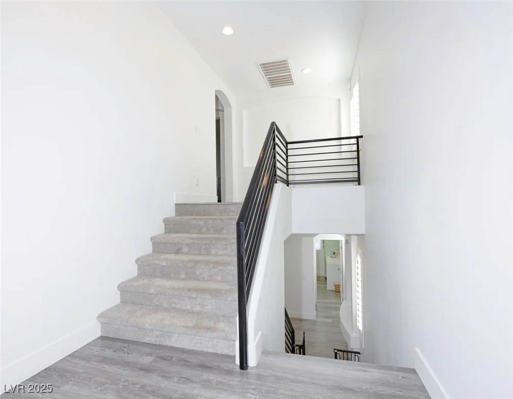 10658 Salmon Leap, Las Vegas, NV 89183