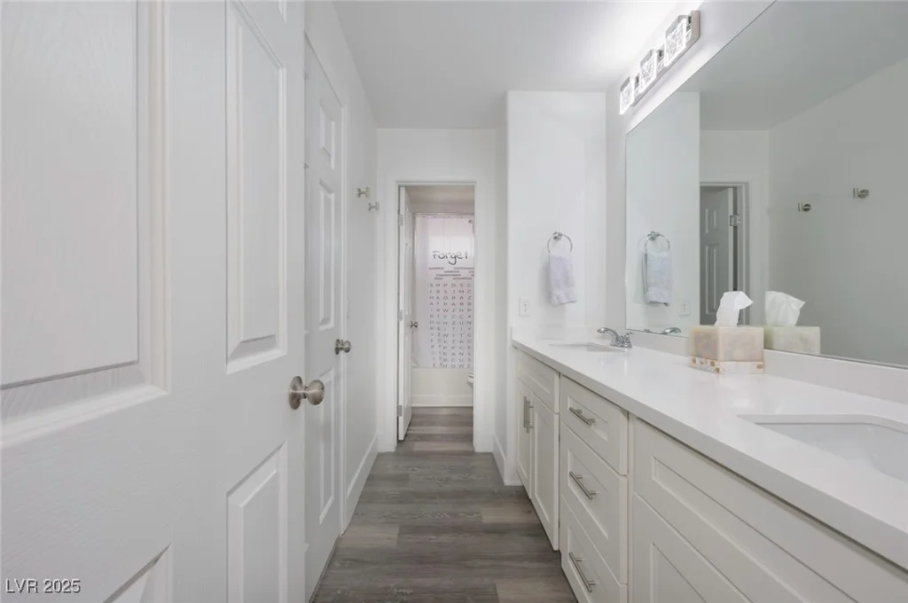 10658 Salmon Leap, Las Vegas, NV 89183